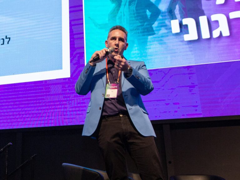 הרצאה "תראו מי שמדבר/ת" – יסודות עולם התקשורת וההשפעה הבינאישית